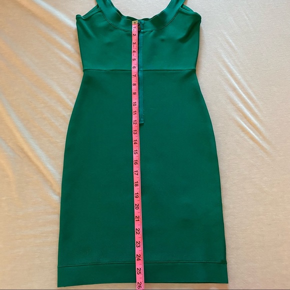 BCBGMaxAzria | Caspar Bodycon Dress - Green | Size XXS - Picture 16 of 16
